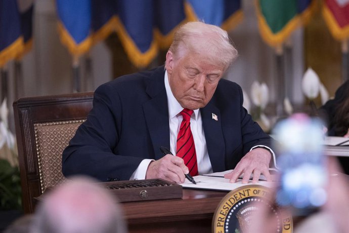 20 de março de 2025, Washington, Distrito de Columbia, EUA: O presidente dos Estados Unidos, Donald J. Trump, participa de um evento sobre educação e da assinatura de uma ordem executiva na Casa Branca, em Washington, DC, em 20 de março de 2025