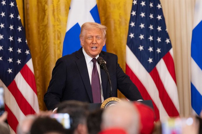 WASHINGTON, 24 de março de 2025 -- O presidente dos EUA, Donald Trump, participa de um evento em comemoração ao Dia da Independência da Grécia na Casa Branca em Washington, D.C., Estados Unidos, em 24 de março de 2025. Na segunda-feira, Trump disse que po