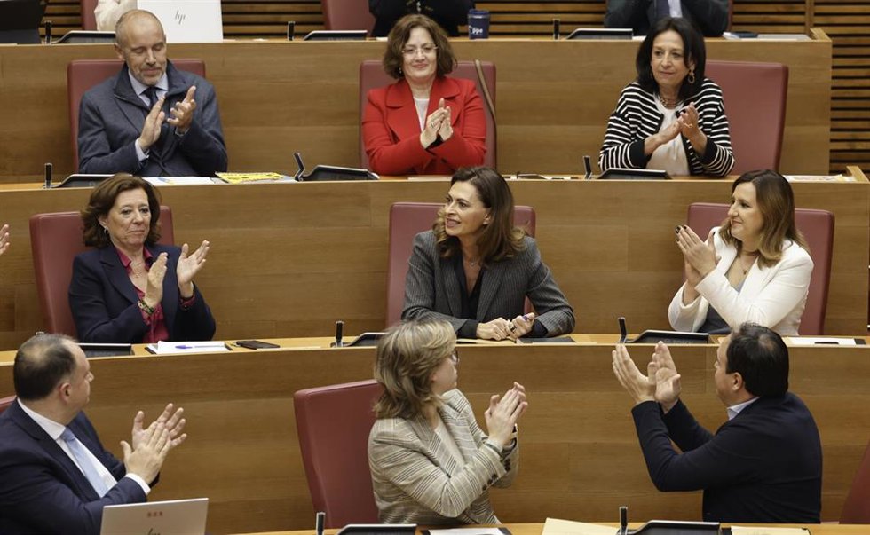 Les Corts eligen a Magdalena González (PP) nueva vicepresidenta segunda de la Mesa