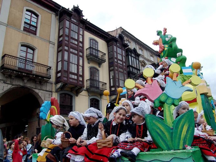 Desfile de Carrozas de El Bollo.