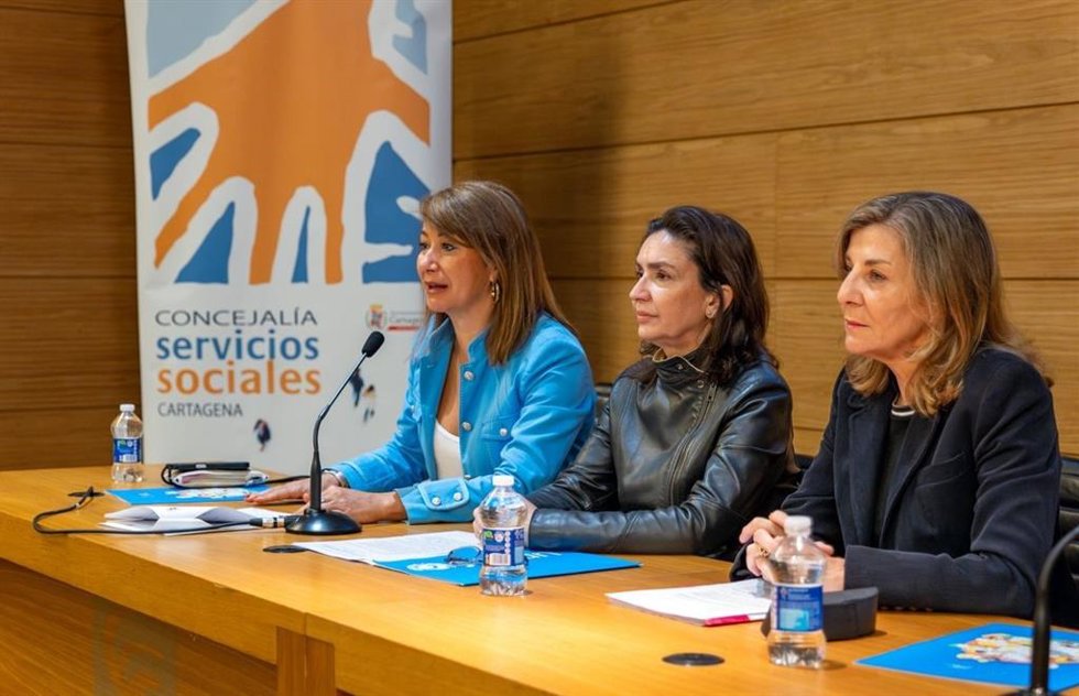 Jornada 'El fortalecimiento de las capacidades locales para mejorar la política local de infancia y general entornos protectores', organizada por el Ayuntamiento de Cartagena y UNICEF Comité Murcia