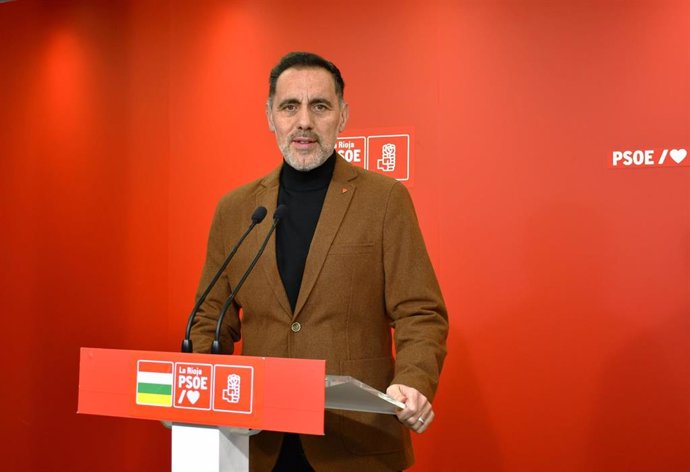 El diputado del PSOE, Jesús María García, en comparecencia de prensa