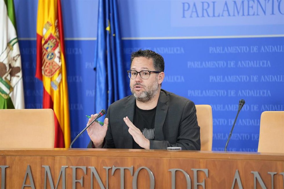 El portavoz de Adelante Andalucía, José Ignacio García, este miércoles en rueda de prensa.
