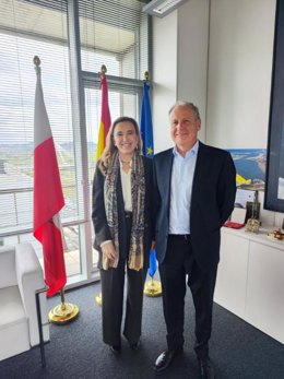 La consejera de Economía, Innovación, Empresa y Trabajo Autónomo, Belinda Léon, mantiene una reunión de trabajo con el consejero de Industria, Empleo, Innovación y Comercio de Cantabria, Eduardo Arasti