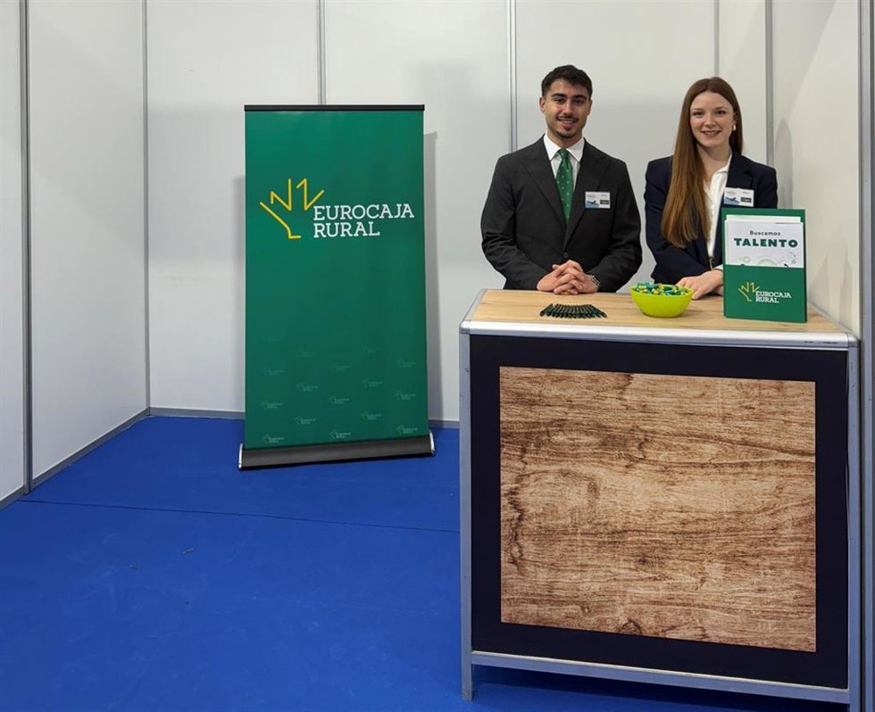 Expositor de Eurocaja Rural en Fibest.