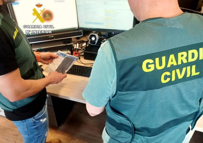 Agentes de la Guardia Civil.