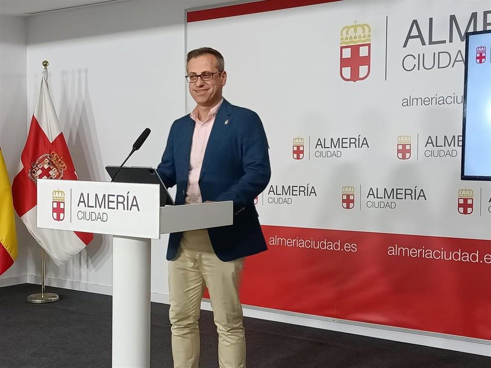 El concejal de Sostenbilidad Medioambiental y Energética del Ayuntamiento de Almería, Antonio Urdiales (PP).