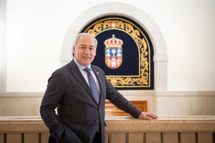 Archivo - El presidente de la Diputación de Lugo, José Tomé Roca, posa para Europa Press, en la Diputación Provincial de Lugo, a 14 de marzo de 2024, en Lugo, Galicia (España). José Tomé es un profesor y político español del PSOE, fue secretario general d
