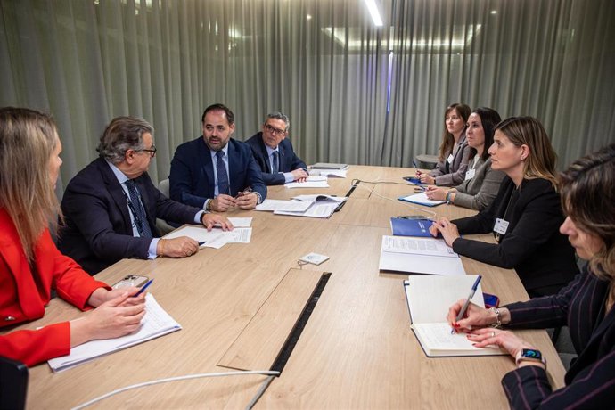 Reunión entre el PP de C-LM con eurodiputados del PP europeo en Bruselas.