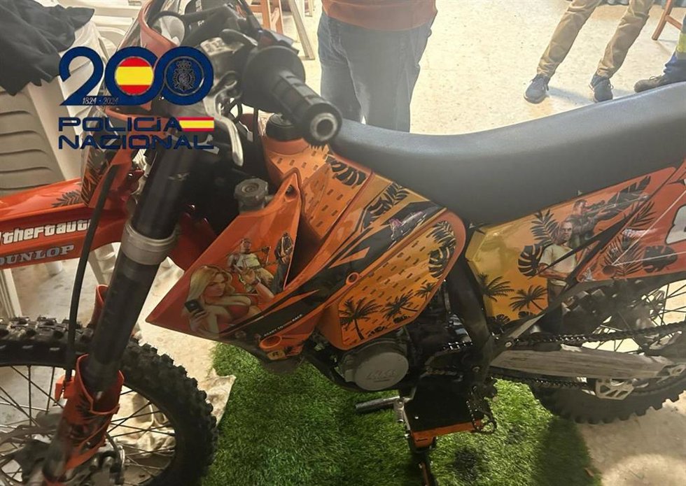 Motoclicleta intervenida en la detención de un joven por su presunta implicación en las carreras ilegales en Jerez