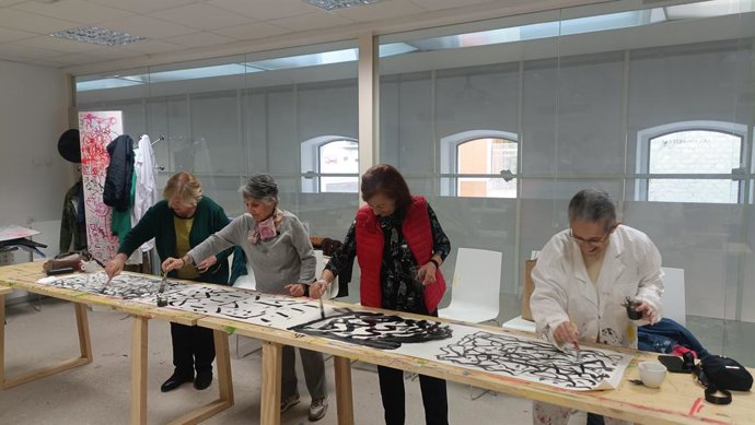 El Consorci de Museus presenta 'La alcachofa', periòdic creatiu de dones majors de 65 anys que busquen la seua inclusió.