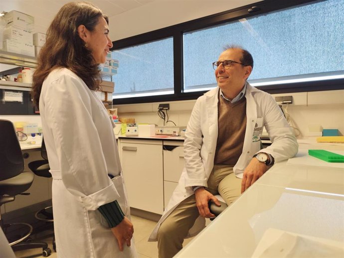 Mercedes Gil-Campos y Manuel Tena-Sempere.