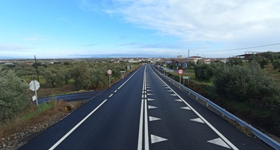 Obras para el calmado del tráfico y la ordenación de la movilidad peatonal en la carretera N-502.