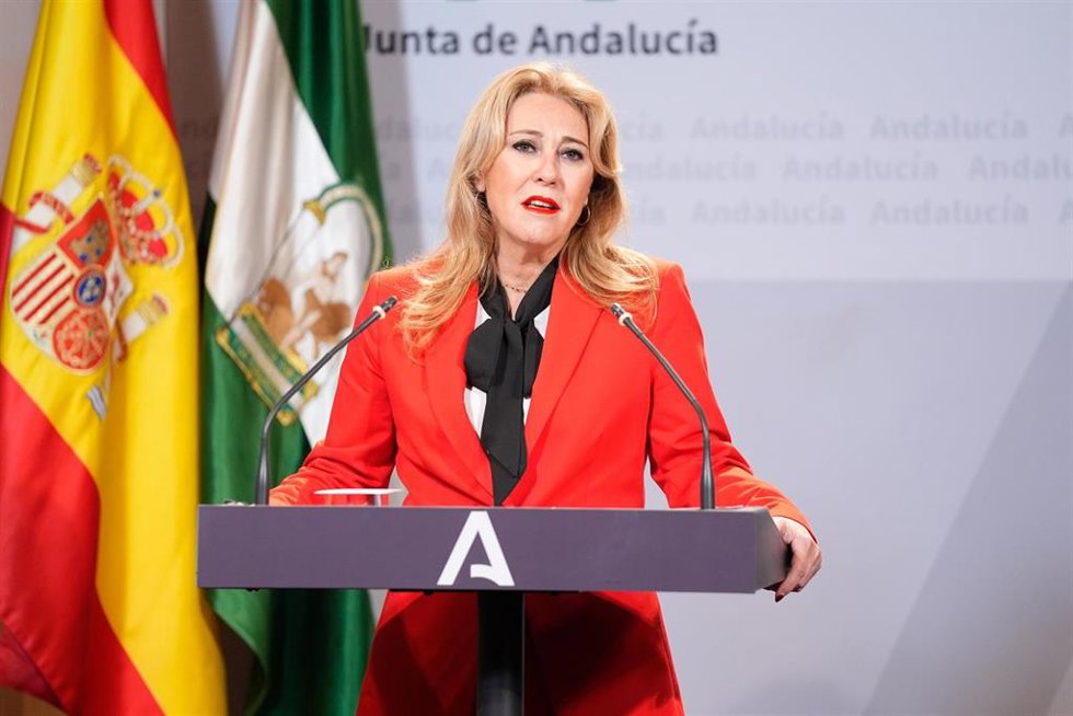 La consejera de Economía, Hacienda y Fondos Europeos y portavoz del Gobierno, Carolina España, comparece en la rueda de prensa posterior al Consejo de Gobierno. A 26 de marzo de 2025, en Sevilla (Andalucía, España). El Consejo de Gobierno de la Junta de