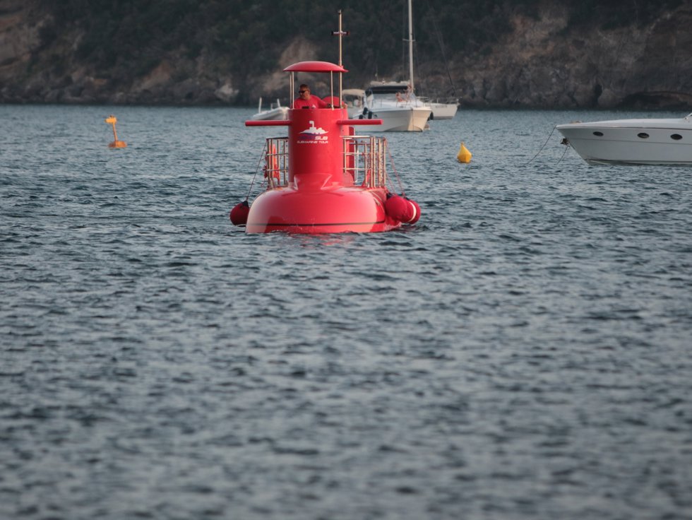Submarino turístico en Italia