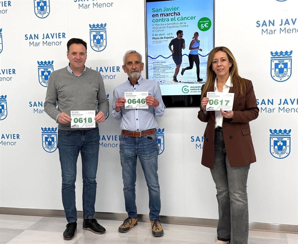 Presentación de la Marcha solidaria contra el Cáncer en San Javier