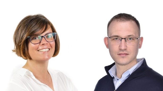 Archivo - La nueva jefa de área de la oficina polaca de Sener, Beatriz Pérez, y el nuevo director de la filial de Sener en Polonia, Jakub Pierzchala