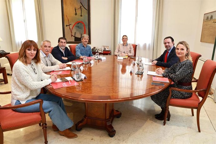 Homar (UGT) pide impulso político a la ley de personas mayores.