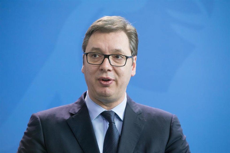 Archivo - El presidente serbio, Alexander Vucic, durante una rueda de prensa en Berlin.