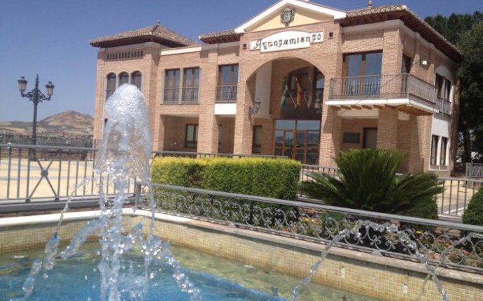 Archivo -  El Ayuntamiento de Alhendín en imagen de archivo.