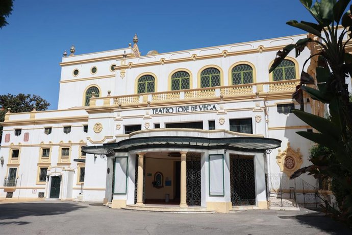 Archivo - Sede del Teatro Lope de Vega, ubicado frente al Parque de María Luisa de Sevilla