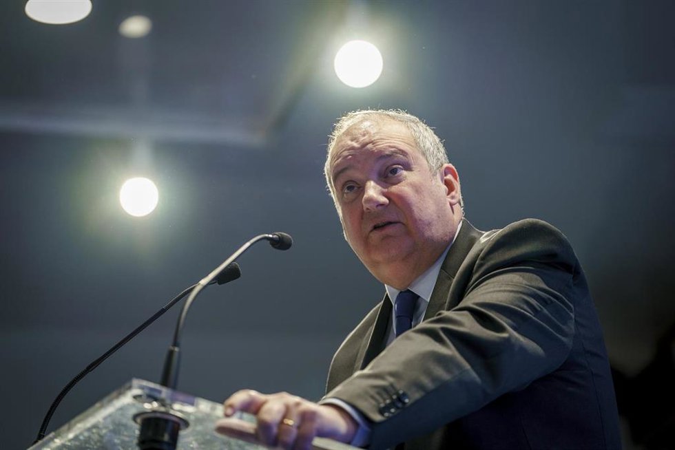 El ministro de Industria y Turismo, Jordi Hereu, interviene durante la Asamblea General Electoral que celebra Hostelería de España, en la Confederación Española de Organizaciones Empresariales (CEOE), a 18 de marzo de 2025, en Madrid (España). Hostelerí
