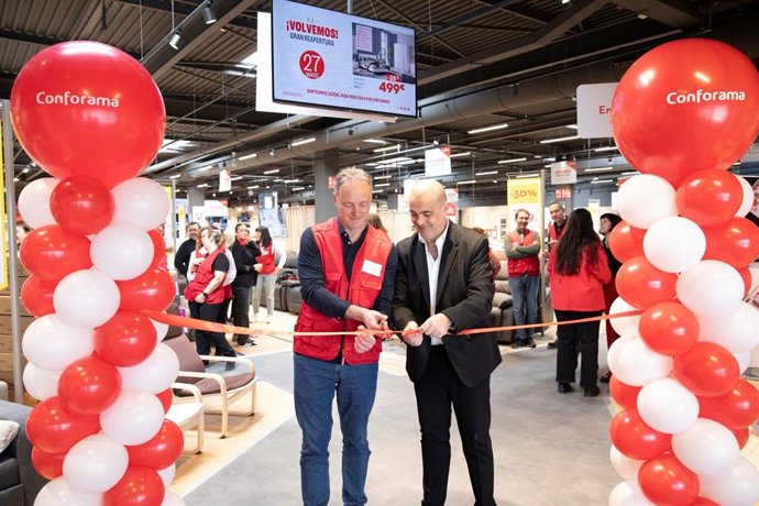 Conforama reabre su tienda de Alfafar, reformada por completo tras la dana