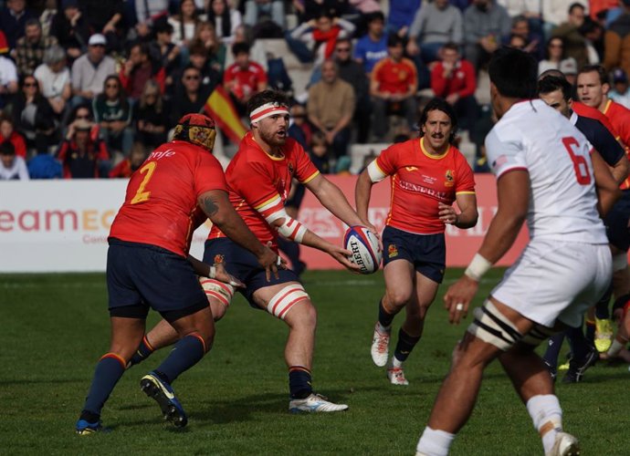 La selección española de rugby durante un partido.