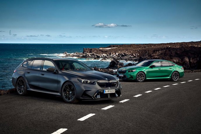 BMW lanza en España el M5 y M5 Touring disponibles por un precio de 163.500 y 166.100 euros.