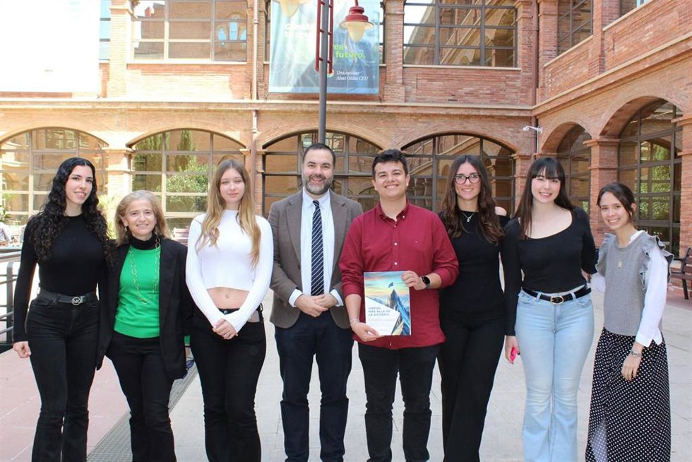 Autores del libro en la jornada de este jueves en la UAO CEU