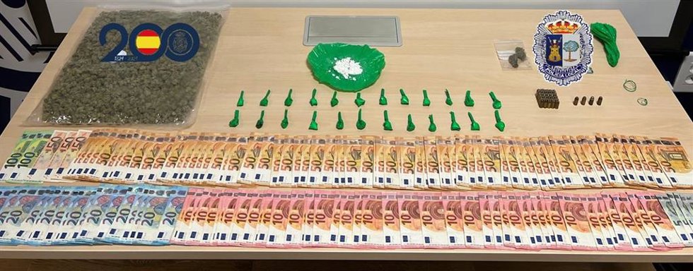 Dinero y droga intervenida