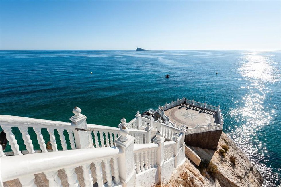 Turoperadores británicos visitan la Costa Blanca y Benidorm a través de un 'fam trip' en el que colabora Turisme Comunitat Valenciana