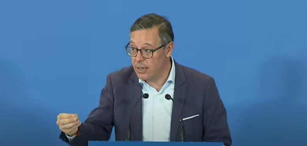 Archivo - El secretario general del PP de Madrid, Alfonso Serrano, en la clausura de las Jornadas de Trabajo del Comité de Alcaldes de este domingo 17 de noviembre.