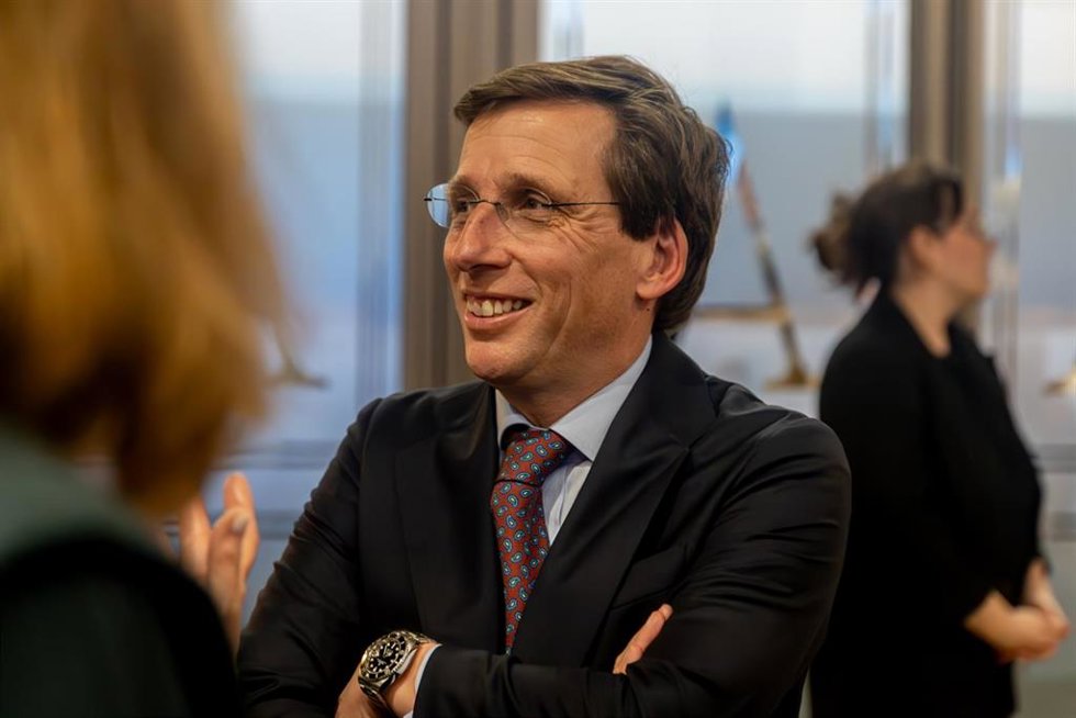 El alcalde de Madrid, José Luis Martínez-Almeida, asiste al XVI Concierto extraordinario 'Noche de Plata' en conmemoración del 25 aniversario de la Fundación Prodis, en el Auditorio Nacional de Música, a 19 de marzo de 2025, en Madrid (España). La Funda