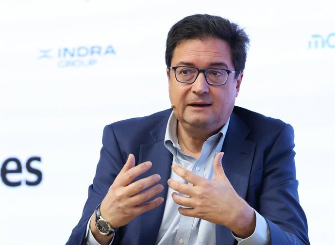 El ministro para la Transformación Digital y de la Función Pública, Óscar López, durante la segunda jornada de la V edición del foro ‘Fondos Europeos’ de elDiario.es, en El Beatriz Madrid, a 28 de marzo de 2025, en Madrid (España). ‘elDiario.es’ organiza 