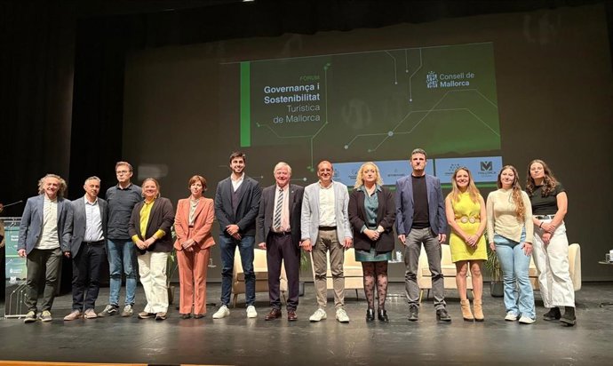 El Consell de Mallorca celebra un nuevo Foro de Gobernanza y Sostenibilidad Turística en Cala Millor.