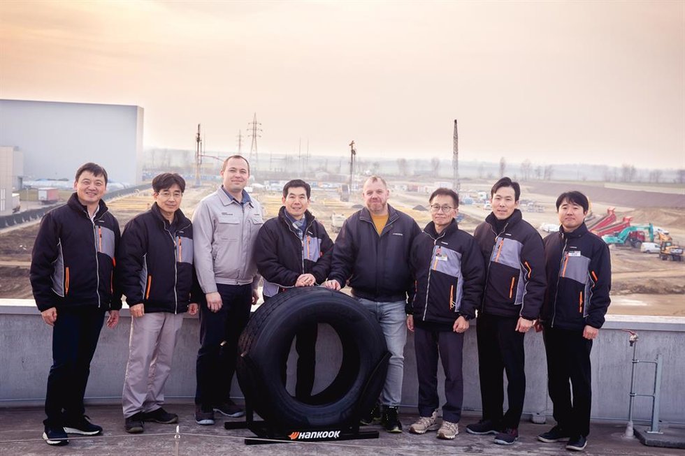 Archivo - Hankook invertirá 540 millones hasta 2027 en la ampliación de su fábrica europea en Hungría.