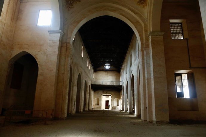 La comisión, presidida por el delegado de Cultura y Deporte, Carlos García, ha informado favorablemente el proyecto básico de rehabilitación y adecuación del antiguo convento para centro cultural, archivo intermedio y espacios administrativos.