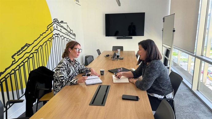 Reunión entre el Ayuntamiento y la compañía aérea Vueling.