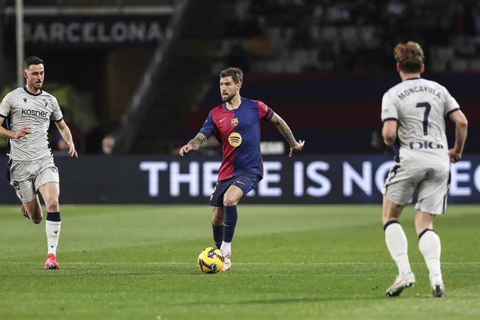 Iñigo Martínez en el FC Barcelona-CA Osasuna en el Estadi Olímpic Lluís Companys