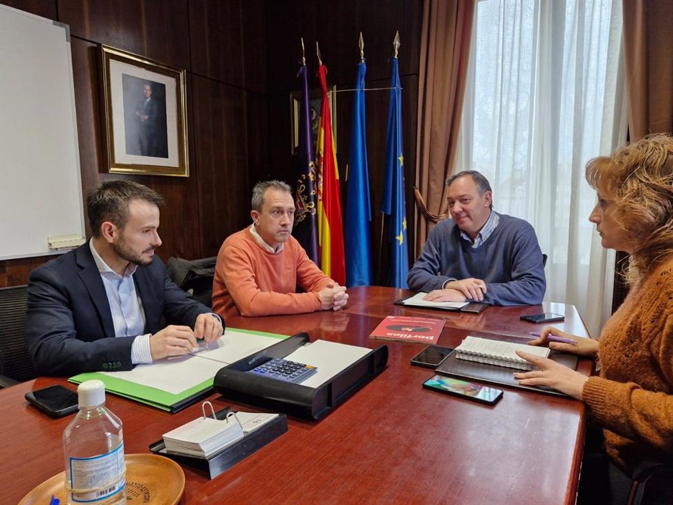 Reunión de Ovidio Zapico con Alejandro Vega