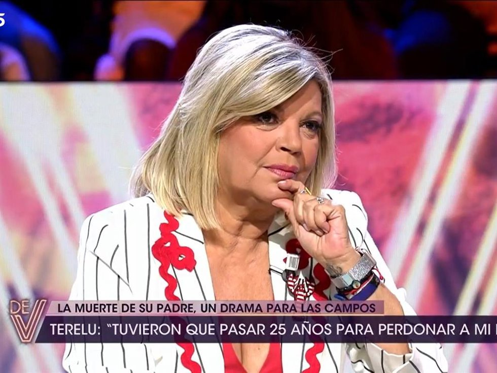 TERELU CAMPOS EN '¡DE VIERNES!'