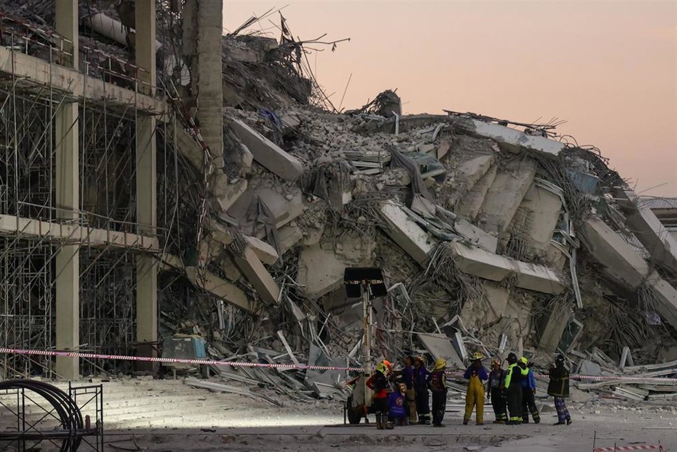 Un edificio colapsado tras el terremoto en Birmania
