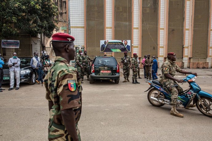 Archivo - Arquivo - Militares em Conakry, Guiné