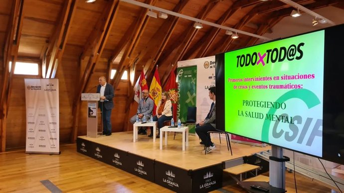 Jornada organizada por CSIF Valladolid sobre protección de la salud mental para los profesionales y voluntarios que se enfrentan a situaciones críticas y traumáticas en emergencias.