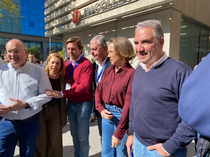 La secretaria general del PP, Cuca Gamarra, este sábado en Sevilla, con motivo de la inauguración de la 27 Interparlamentaria del PP