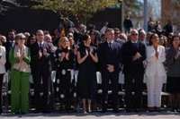 Ayuso, tras asistir al acto de jura de bandera en Alcobendas: "Ha sido un inmenso honor acompañar a los vecinos"