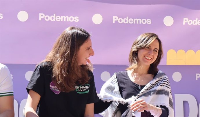 La coordinadora de Podemos Baleares y regidora de la formación morada en Palma, Lucía Muñoz, participa, junto a la secretaria general de Podemos, Ione Belarra, en un acto por el derecho a la vivienda en Málaga
