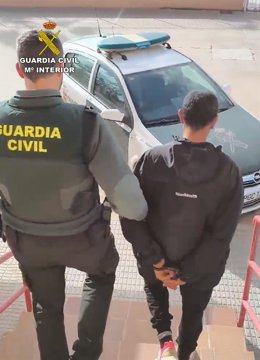 El detenido de 30 años de edad cuenta con un abultado historial delictivo