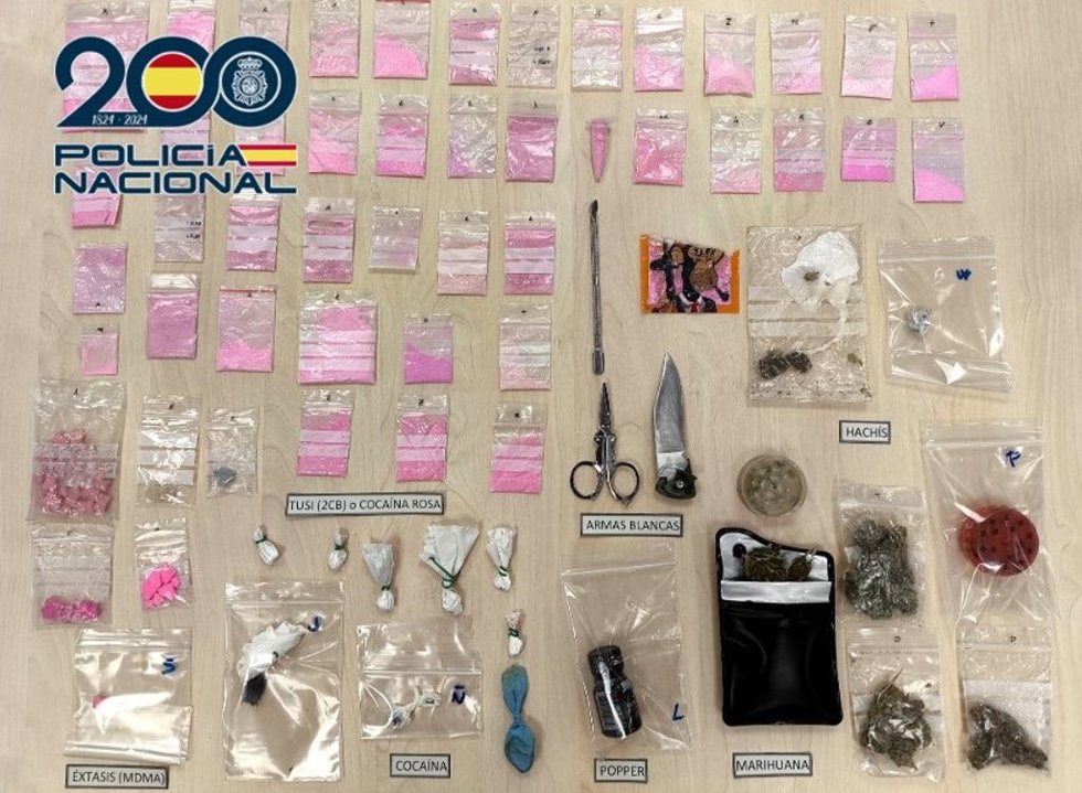 Desmantelan un punto negro de venta de droga y detienen a once personas en Valncia